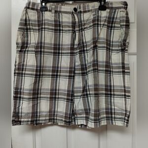 Men's Plaid Cotton Shorts.  Sz 36